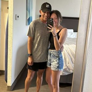 Meet your Posher, Marissa